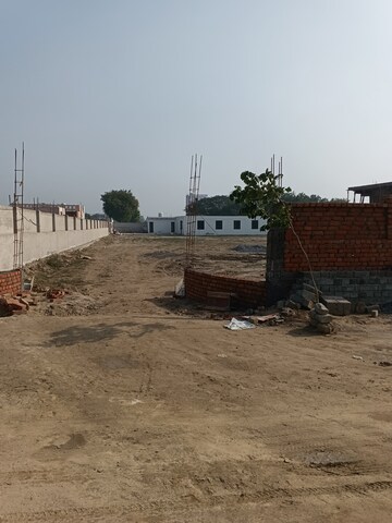  Plot For Sale in Knowledge Park Ii Greater Noida