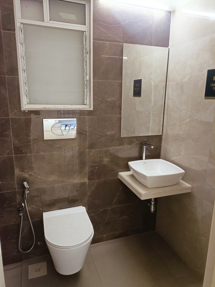 Bathroom, dosti-west-county 2 Bedroom 558 Sq.Ft. Apartment In Balkum Pada Thane 8114610