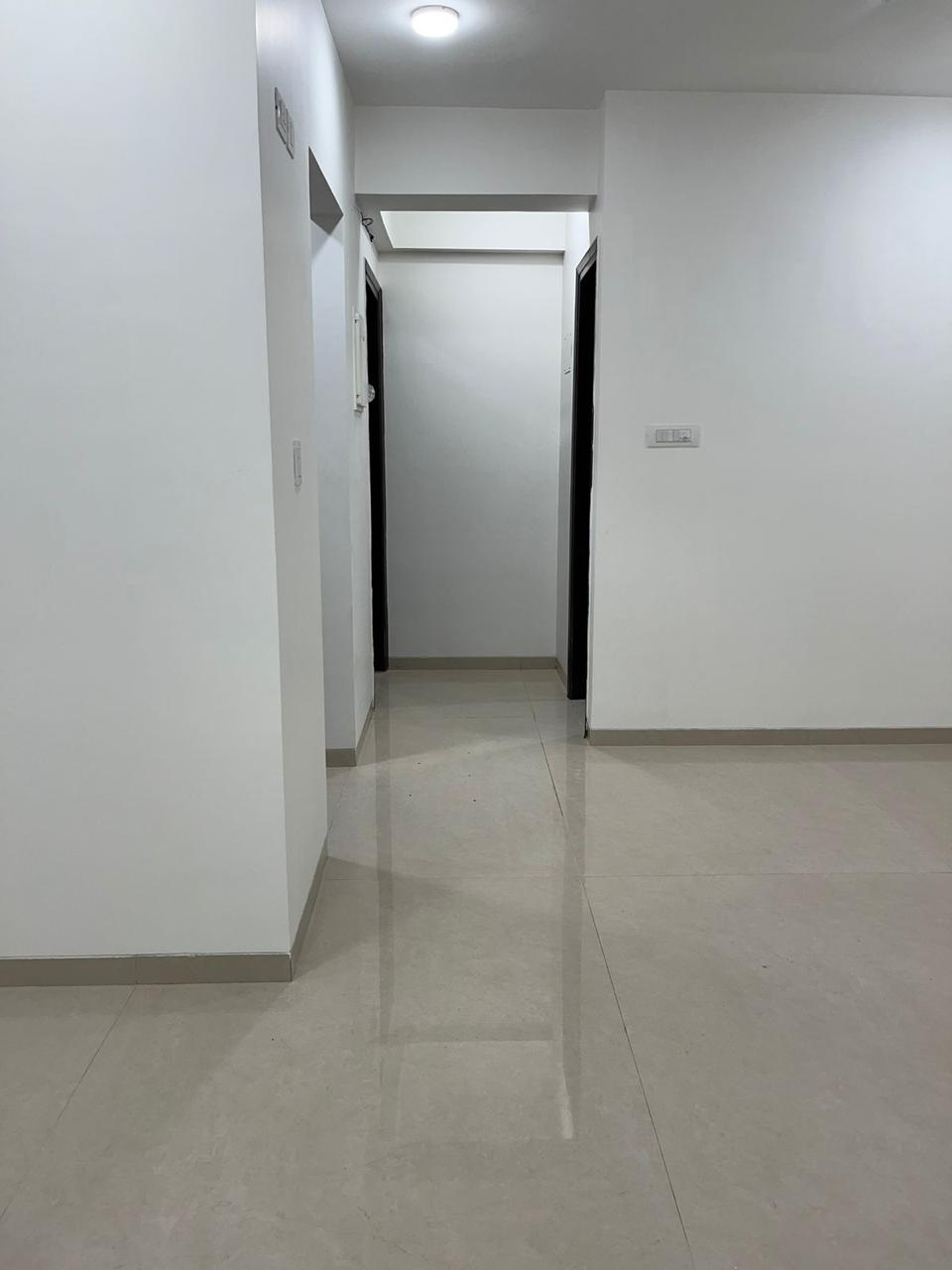 6 BHK Apartment For Sale in Sheela Smruti Apartment