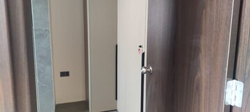 Room in 4 BHK Builder Floor at Suncity Township Gurgaon, Sector 54 – for Rent