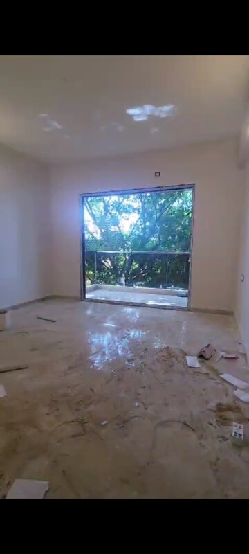Room in 3 BHK Apartment at Indiranagar – for Sale