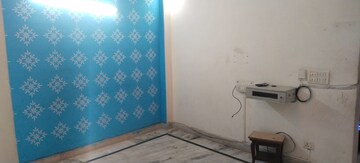 Room in 3.5 BHK Builder Floor at Govindpuri – for Rent