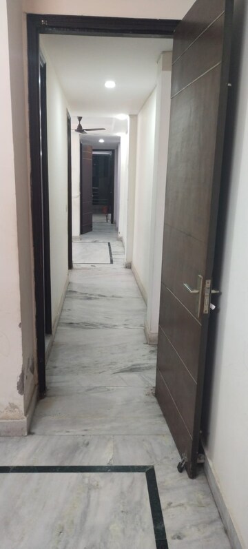 3.5 BHK Builder Floor For Rent in Govindpuri