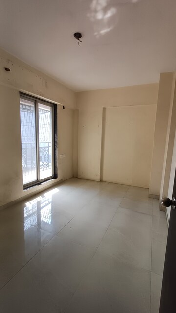 2 BHK Apartment For Rent in Hiranandani Estate Rodas Enclave, Ghodbunder Road
