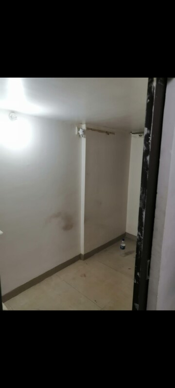 Room in 1 RK Apartment at Mangal Manohar CHS, Prabhadevi – for Rent
