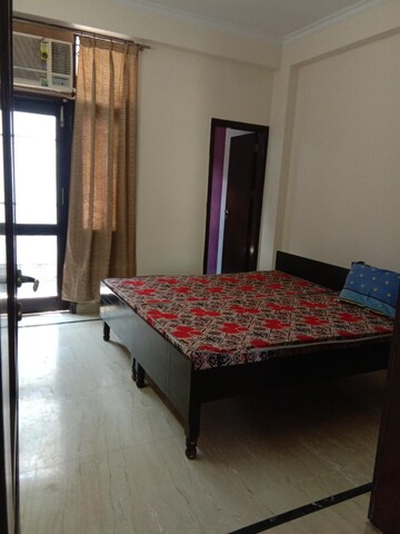 Bedroom in 6+ BHK Villa at Sector 41 – for Rent