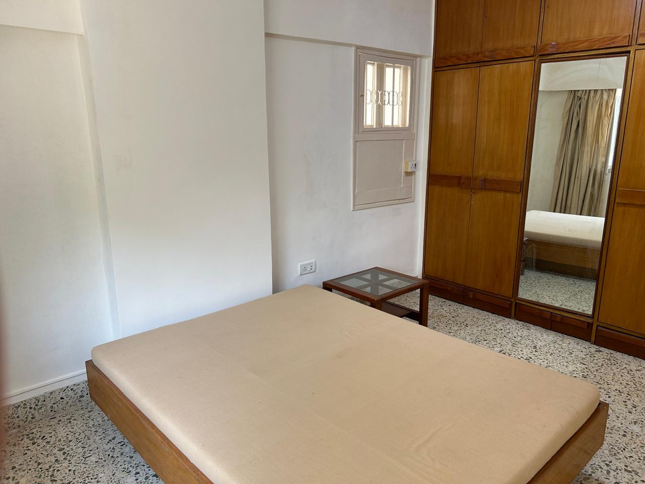 3 BHK + Servant Room Apartment For Sale in Cuffe Parade 