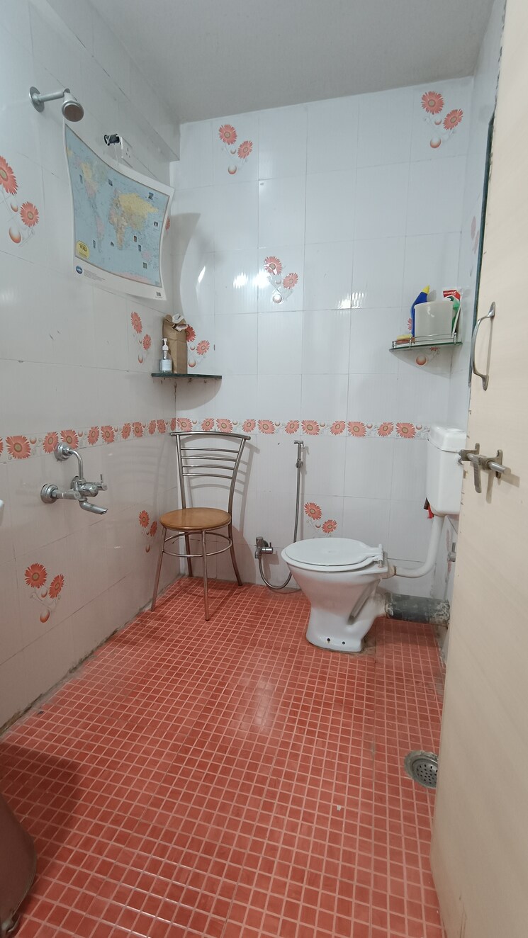 Bathroom, yashwant-vihar 2 Bedroom 1050 Sq.Ft. Builder Floor In Katraj Pune 8114892