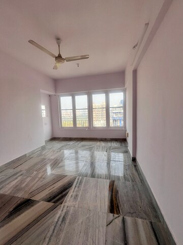 Bedroom in 3 BHK Apartment at Andheri West – for Rent