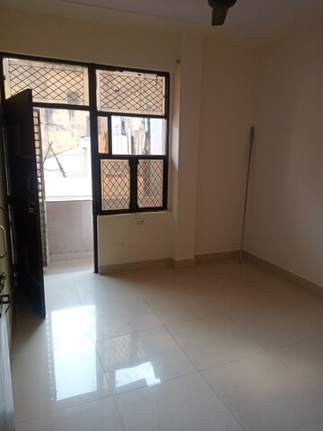 Bedroom in 2 BHK Apartment at Paschim Vihar – for Rent