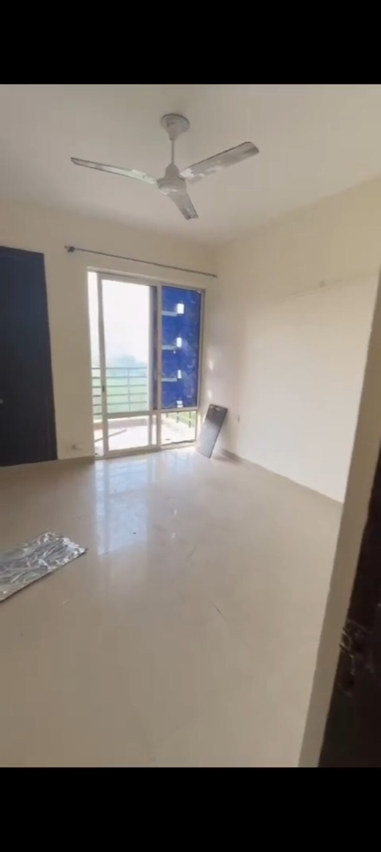 Room, satya-the-hermitage 2.5 Bedroom 1460 Sq.Ft. Apartment In Sector 103 Gurgaon 8114915