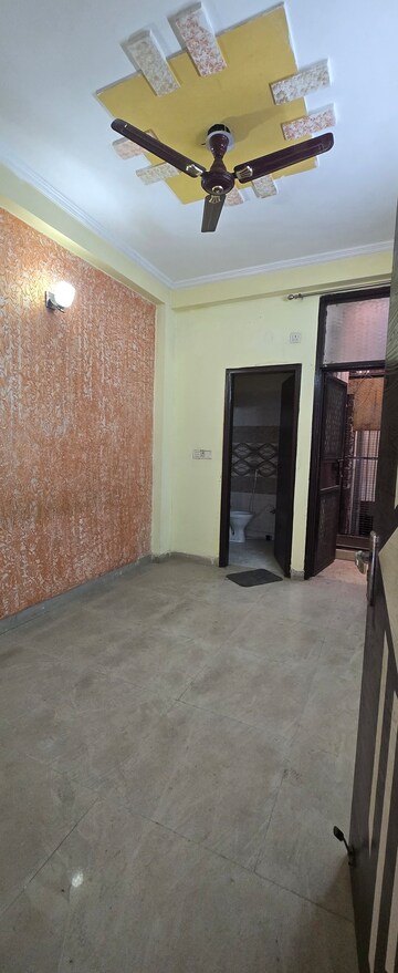 Furnished Amenities in 3 BHK Builder Floor at Maya Homes, Indrapuram – for Rent