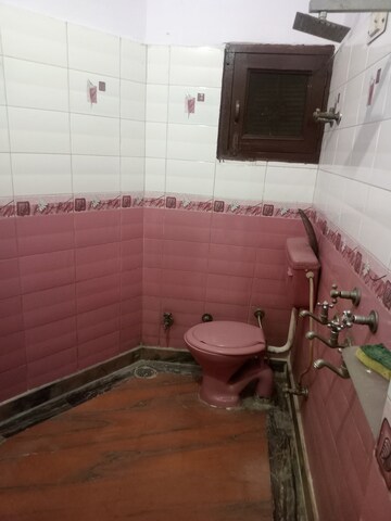 Bathroom in 2 BHK Apartment at Paschim Vihar – for Rent