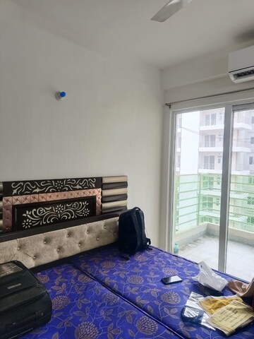 Bedroom in 2 BHK Apartment at Chandigarh Road – for Rent
