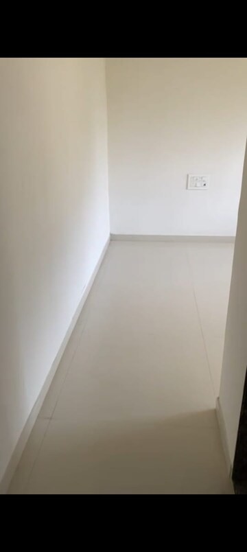 Room in 3 BHK Apartment at Andheri West – for Rent