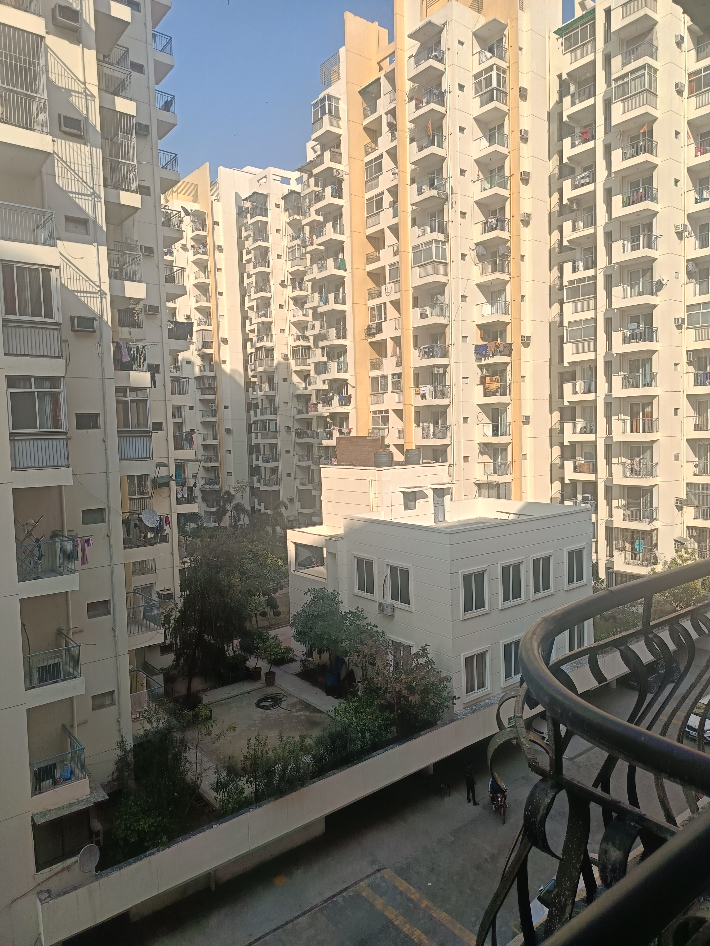 3 BHK + Pooja Room 2105 Sq.Ft. Apartment in Sikka Karmic Greens