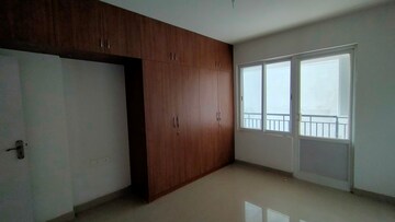 Room in 3 BHK Apartment at Mittal Palms, Jakkuru – for Rent