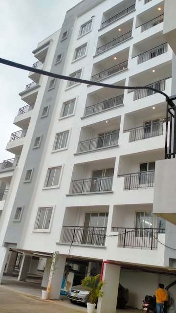 Staircase in 3 BHK Apartment at Mittal Palms, Jakkuru – for Rent