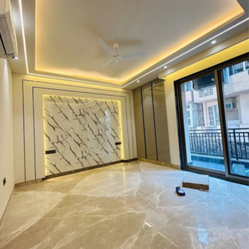 Room in 4 BHK Builder Floor at Ansal API Esencia, Sector 67 – for Sale