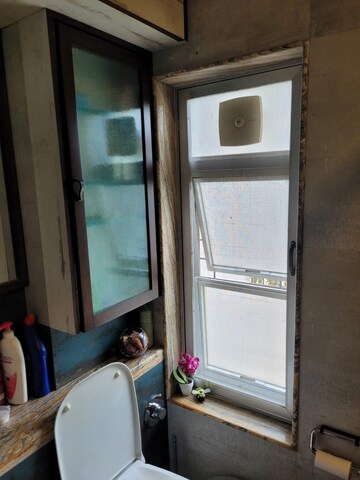 Attached Bathroom in 3 BHK Apartment at Andheri West – for Rent