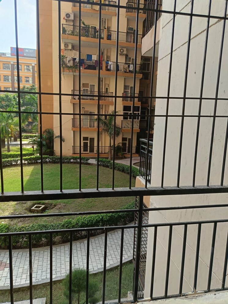 Balcony, sikka-karmic-greens 3 Bedroom 1510 Sq.Ft. Apartment In Sector 78 Noida 8115004