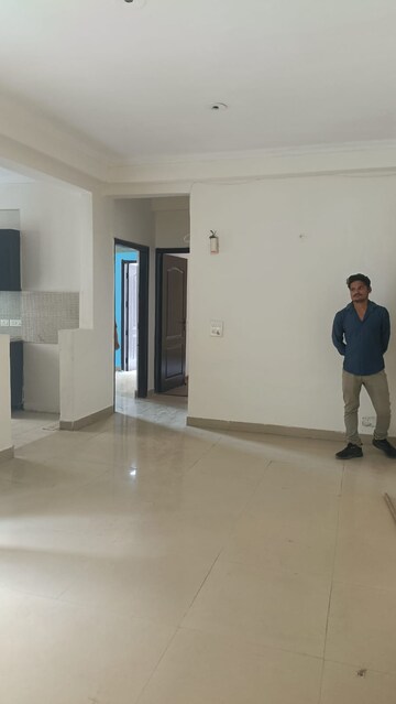 Room in 3 BHK Apartment at Sikka Karmic Greens, Sector 78 – for Sale
