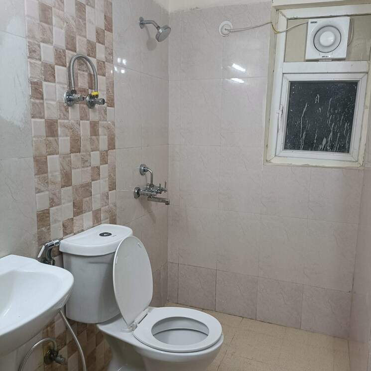 Bathroom, sikka-karmic-greens 3 Bedroom 1910 Sq.Ft. Apartment In Sector 78 Noida 8115038