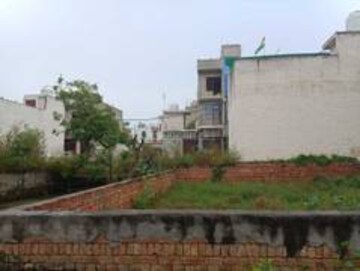  Plot For Sale in Sector 82