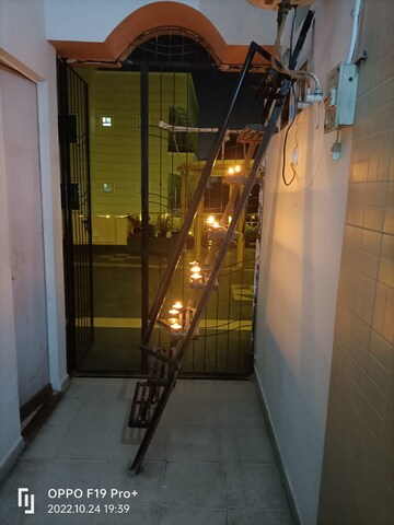Balcony in 2 BHK Villa at Wazirganj – for Rent