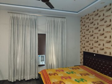 Bedroom in 2 BHK Villa at Wazirganj – for Rent
