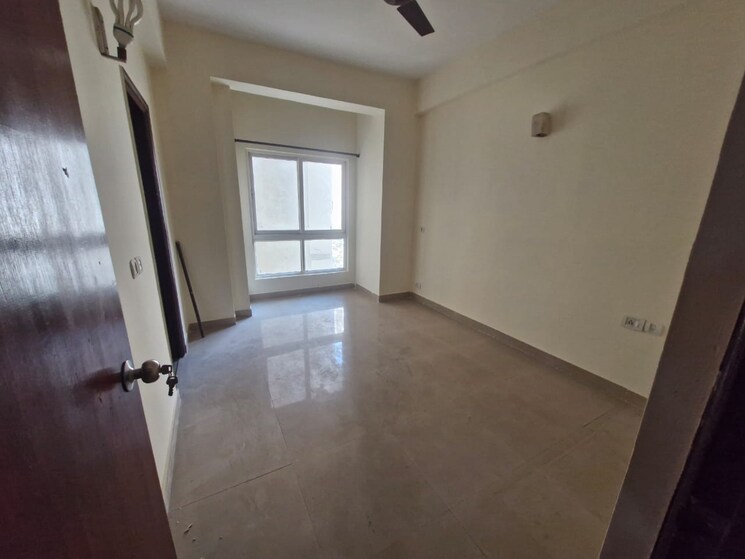 Room, mahagun-moderne 3 Bedroom 1550 Sq.Ft. Apartment In Sector 78 Noida 8115102