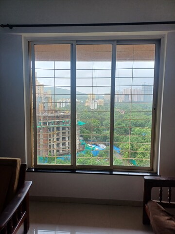 Room in 1 BHK Apartment at Puranik City, Kasarvadavali – for Rent