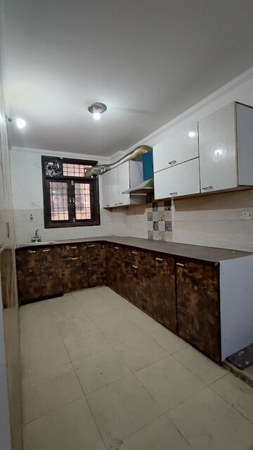 3 BHK Builder Floor For Sale in Chattarpur