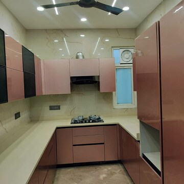 Team Area in 3 BHK Builder Floor at Greater Kailash – for Rent