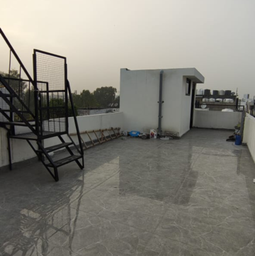 Gym in 1.5 BHK Builder Floor at Malviya Nagar – for Rent