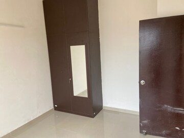 Room in 2 BHK Apartment at Mahagun Mywoods, Sector 16c Greater Noida – for Rent
