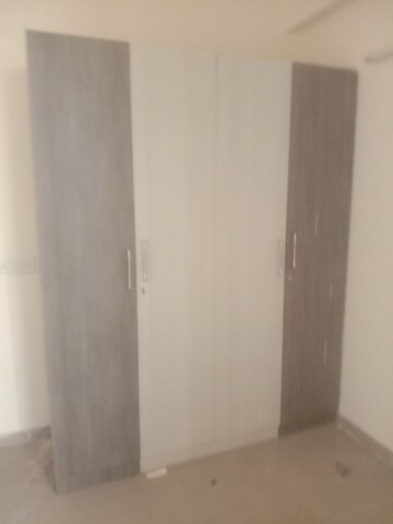 Room in 2 BHK Apartment at Mahagun Mywoods, Sector 16c Greater Noida – for Rent