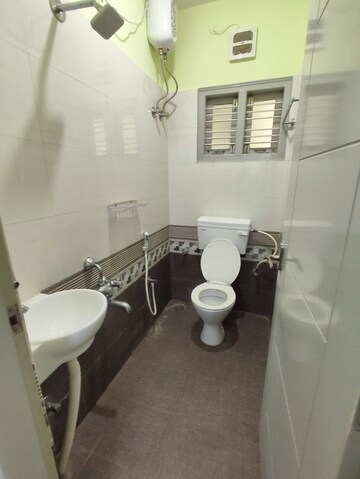 Master Bedroom in 2 BHK Builder Floor at Btm Layout – for Rent