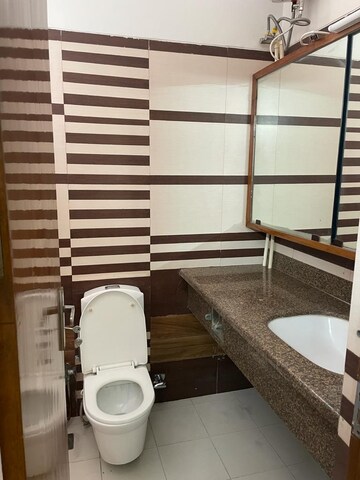 Staircase in 1 BHK Apartment at Ansal Sushant Estate, Sector 52 – for Rent