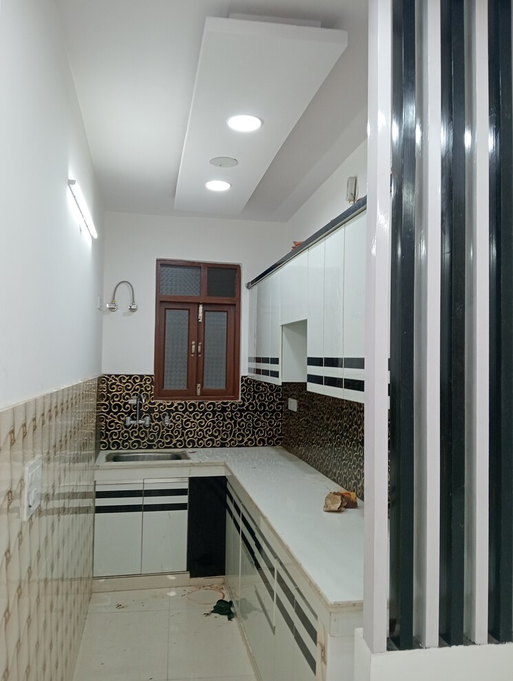 undefined, govindpuri 3 Bedroom 900 Sq.Ft. Builder Floor In Govindpuri Delhi 8115369