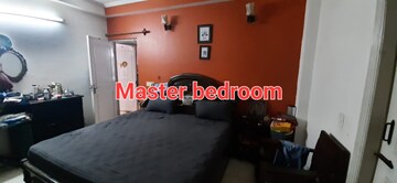 Parking in 3 BHK Builder Floor at Unitech South City II, Sector 50 – for Rent
