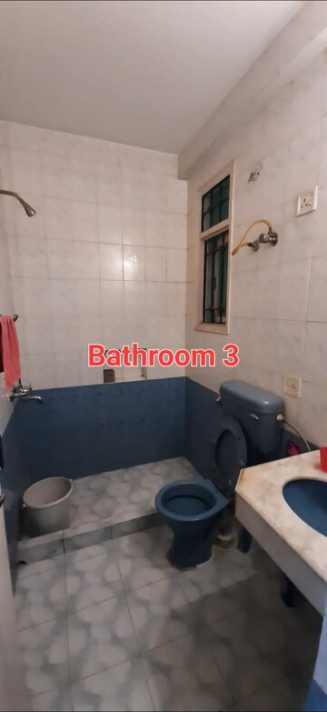 Living Room in 3 BHK Builder Floor at Unitech South City II, Sector 50 – for Rent