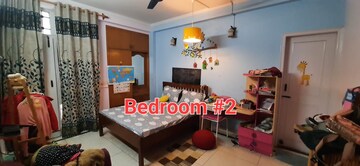 Living Room in 3 BHK Builder Floor at Unitech South City II, Sector 50 – for Rent
