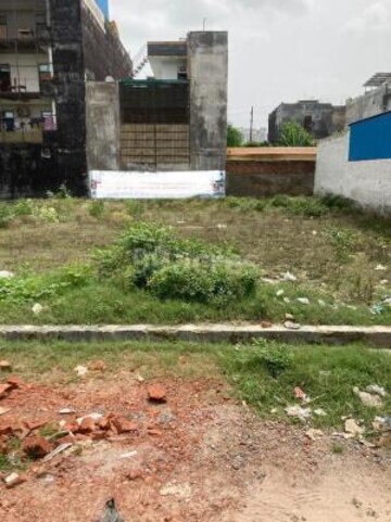  Plot For Sale in Sikandrabad