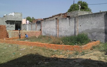Plot For Sale in Sikandrabad