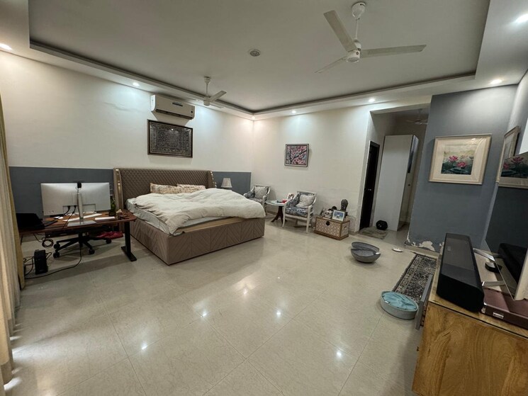 Living Room, unitech-nirvana-country-aspen-greens 5 Bedroom 8000 Sq.Ft. Villa In Sector 50 Gurgaon 8115447