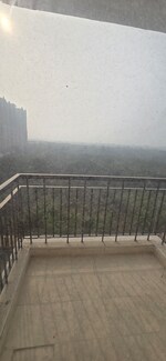 2.5 BHK + Extra Room 955 Sq.Ft. Apartment in Amrapali Leisure Park