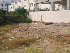 Plot For Sale in Sector 82