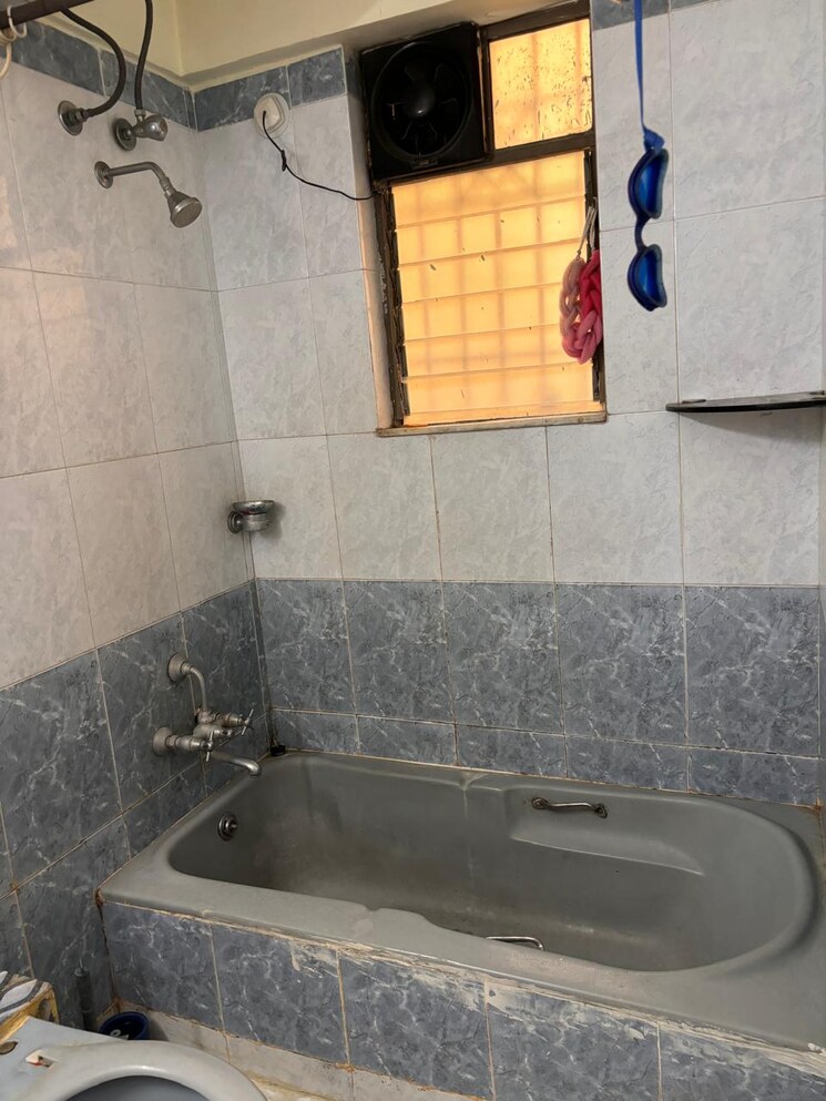 Kitchen, lunkad-goldcoast 3 Bedroom 1600 Sq.Ft. Apartment In Viman Nagar Pune 8115564