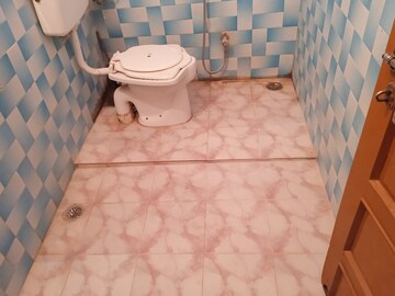 Bathroom in 2 BHK Independent House at Jankipuram – for Rent